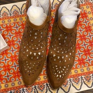 Beautiful Cecelia purchased from anthropology